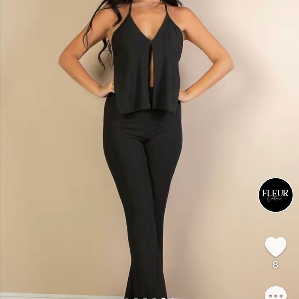 2 piece outfit Split Front Backless Halter
Top & Flare Pants Set